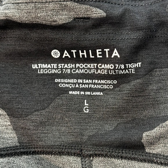 Athleta Pants Leggings Womens L Ultimate Stash Pocket 7/8 Tight Gray Camo Print - Picture 3 of 9